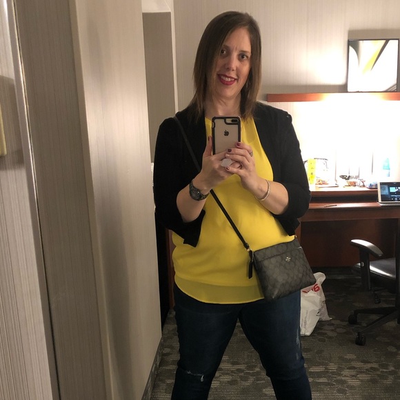 Meet the Posher - Picture 5 of 7